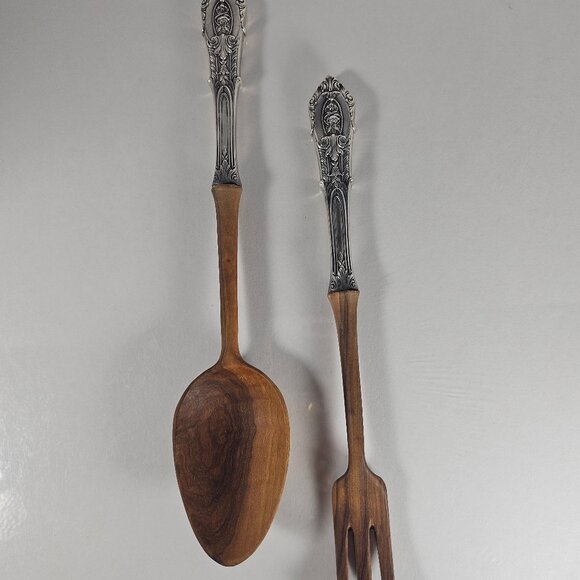 Antique Rose Point by Wallace Sterling Silver Two Piece Salad Serving Set - Picture 1 of 13